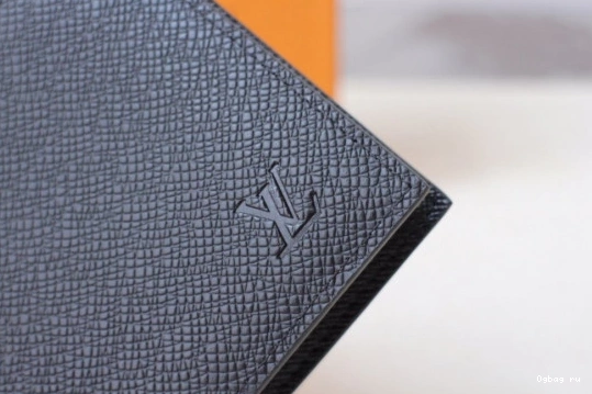 VUITTON LOUIS WALLET AMERIGO 0723